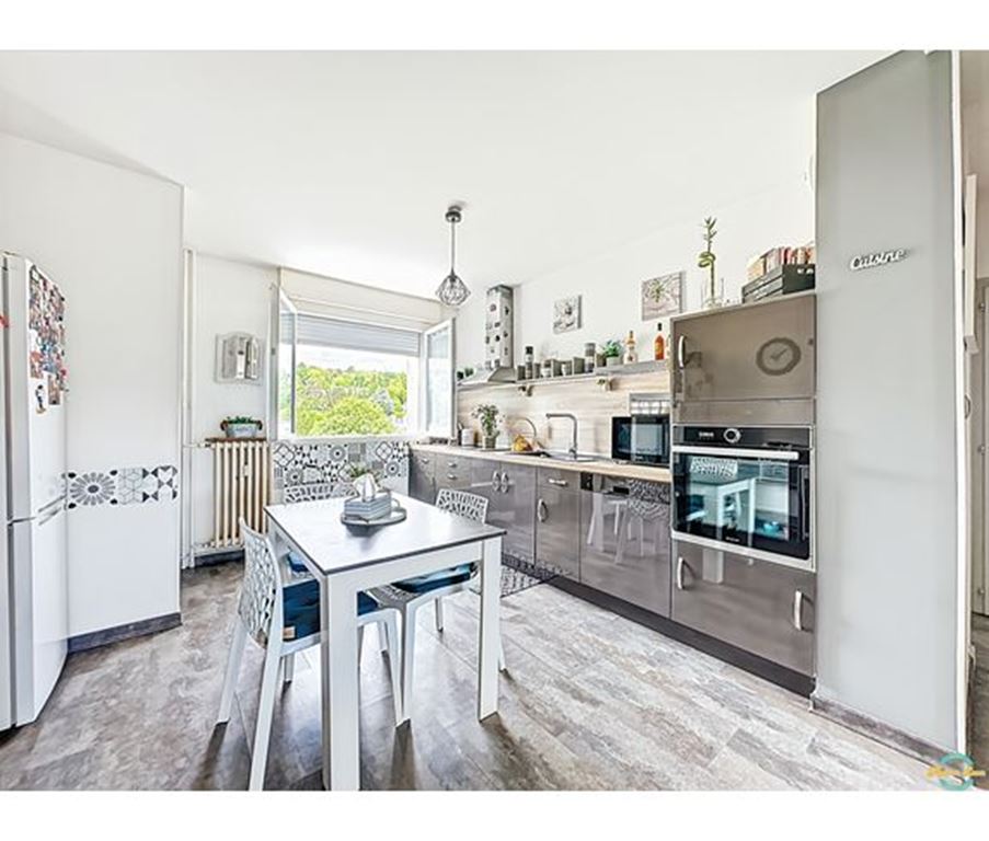 Appartement T3 LA TOUR DU PIN (38110) Maison LEON