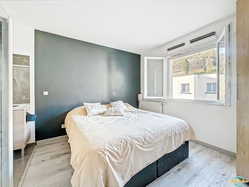 Maison MAUBEC (38300) Maison LEON