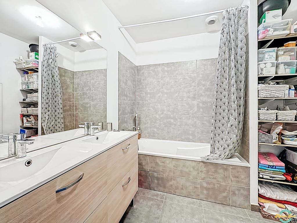 Maison MAUBEC (38300) Maison LEON