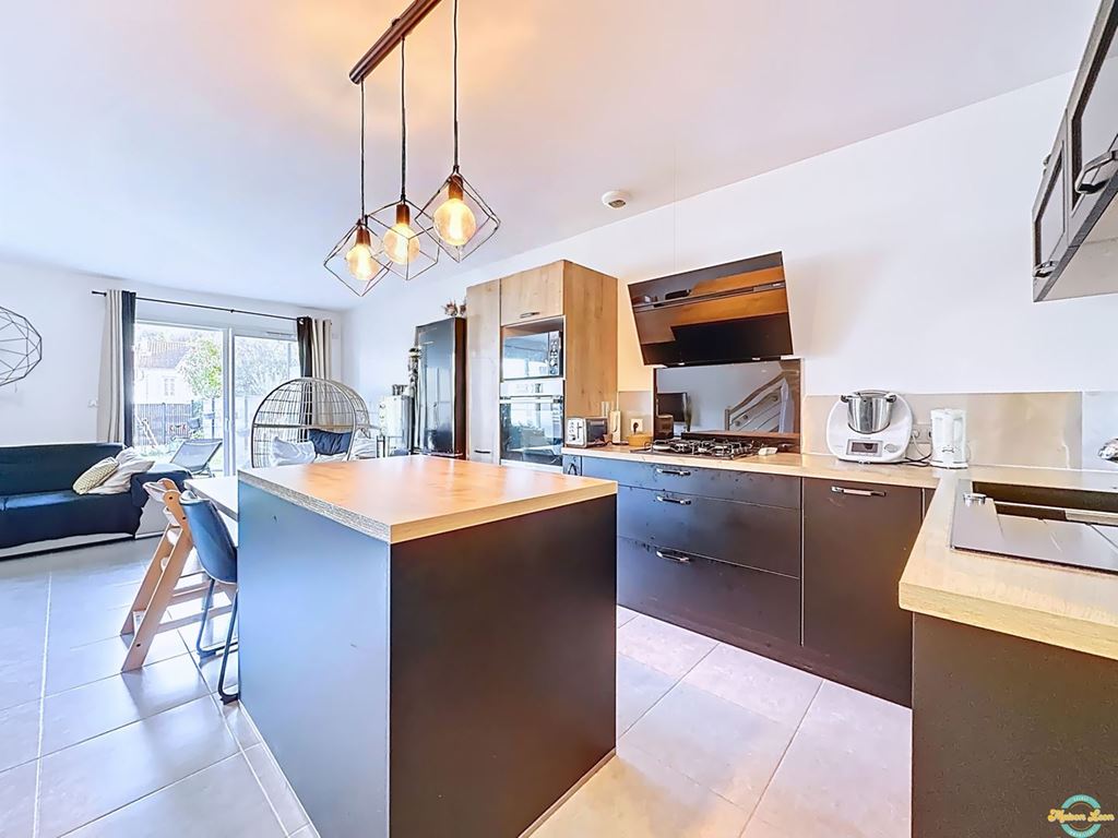 Maison MAUBEC (38300) Maison LEON