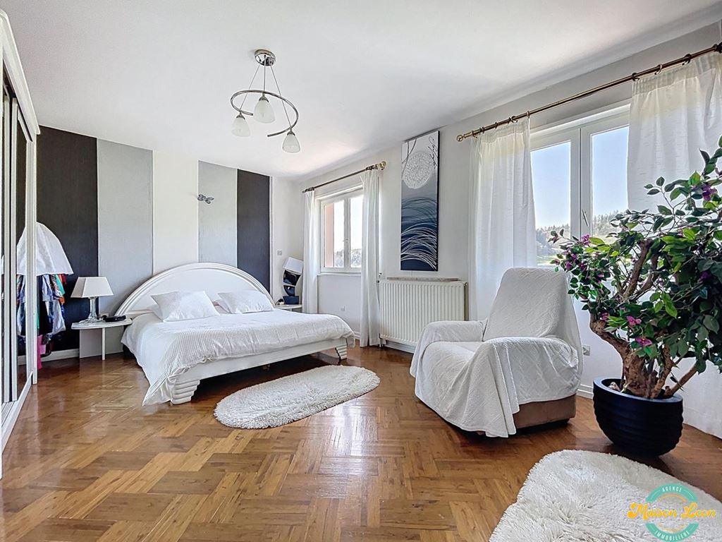 Maison MARDORE (69240) Maison LEON