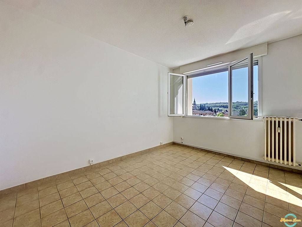 Appartement T3 LA TOUR DU PIN (38110) Maison LEON