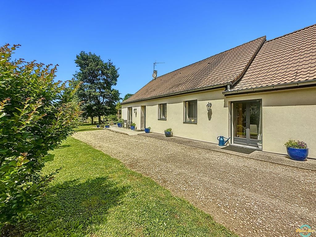 Maison PASSINS (38510) Maison LEON