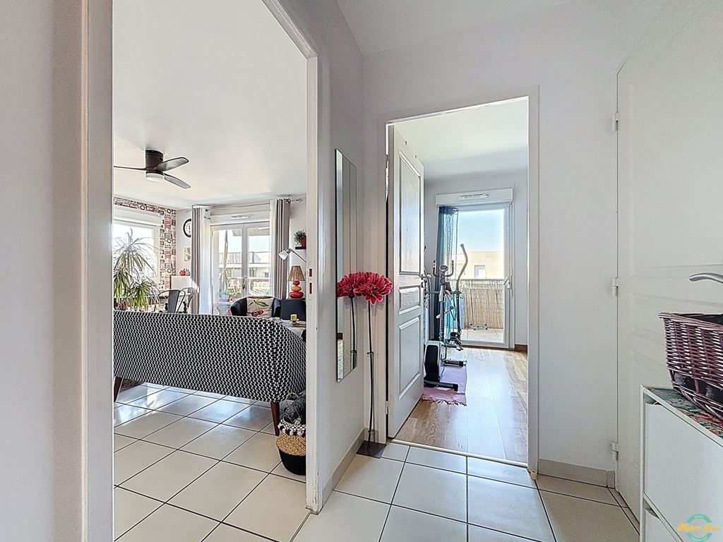 Appartement T2 L'ISLE D'ABEAU (38080) Maison LEON