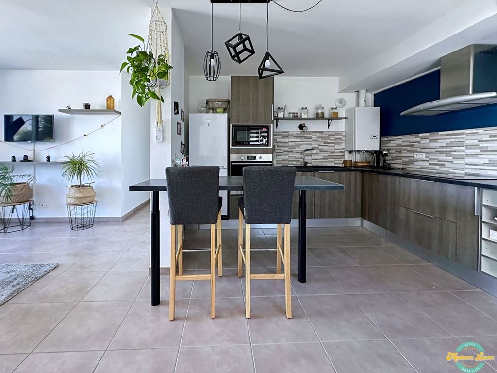 Appartement T3 MORESTEL (38510) Maison LEON