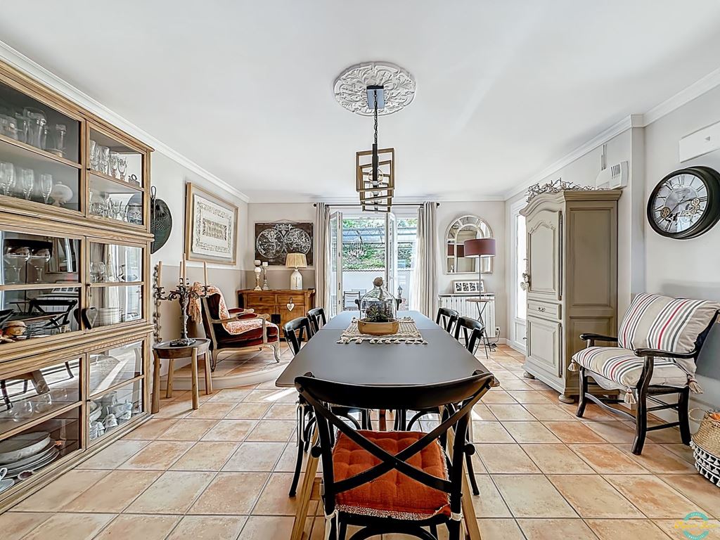 Maison DOMARIN (38300) Maison LEON