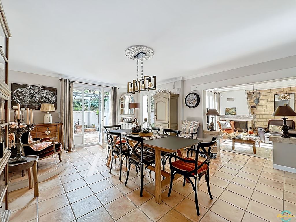 Maison DOMARIN (38300) Maison LEON