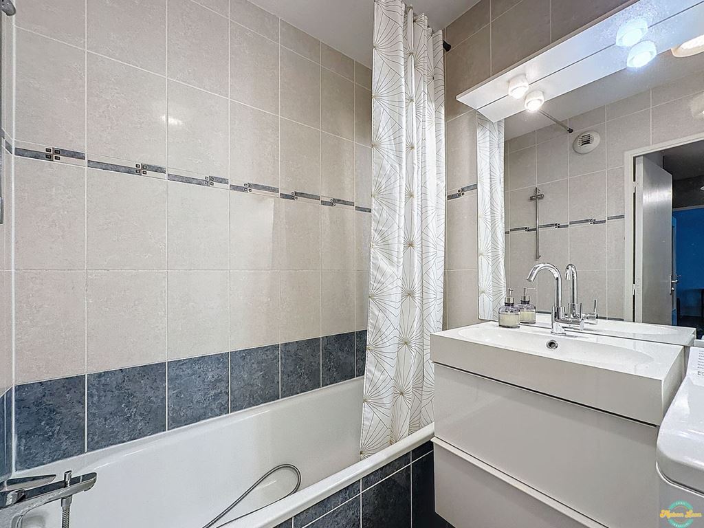 Appartement T2 BOURGOIN JALLIEU (38300) Maison LEON