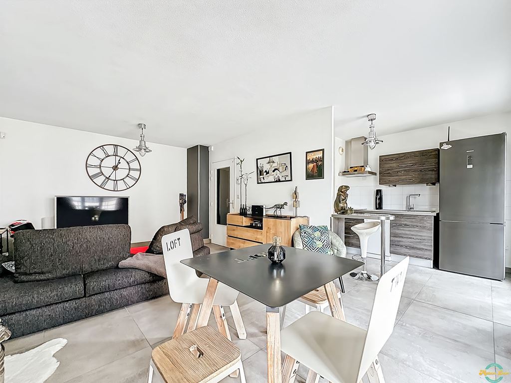 Appartement T2 BOURGOIN JALLIEU (38300) Maison LEON