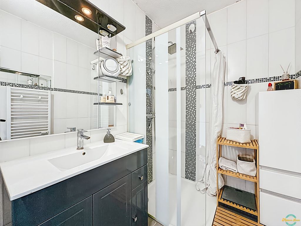 Appartement T3 LA TOUR DU PIN (38110) Maison LEON