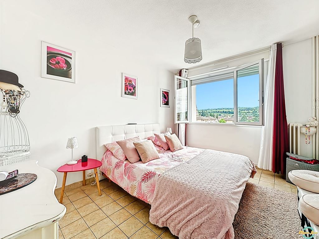 Appartement T3 LA TOUR DU PIN (38110) Maison LEON