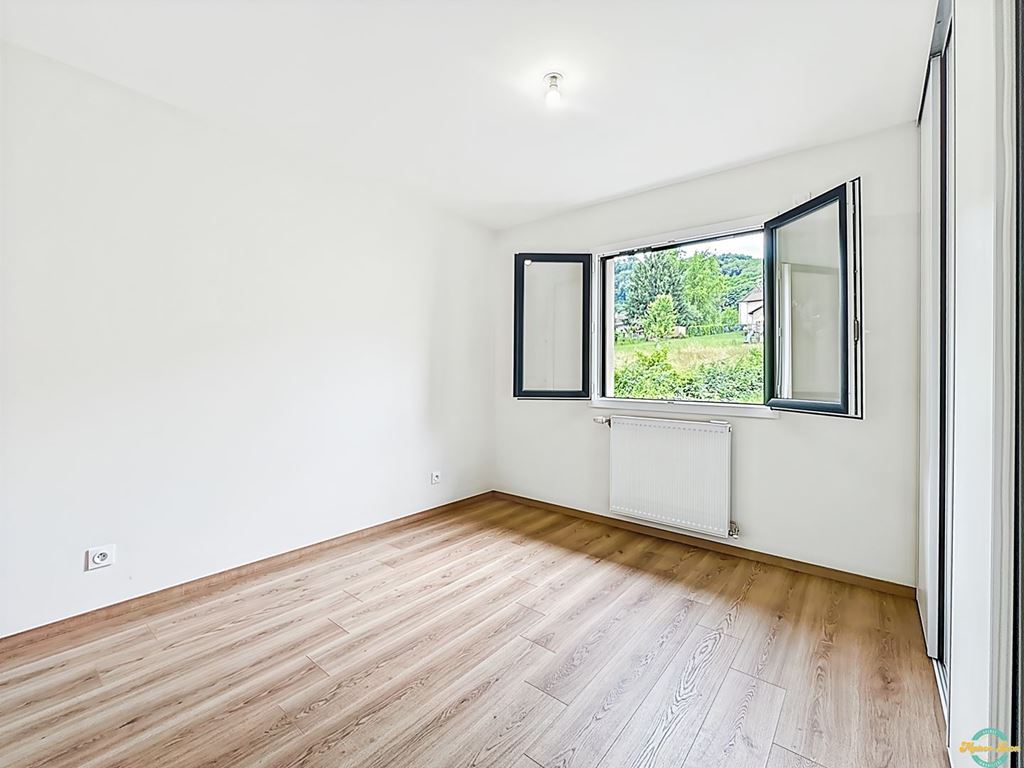 Maison VIGNIEU (38890) Maison LEON