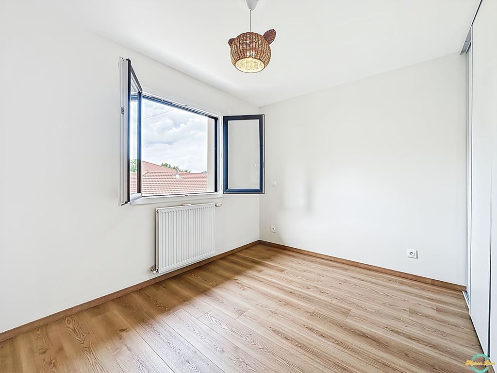 Maison VIGNIEU (38890) Maison LEON