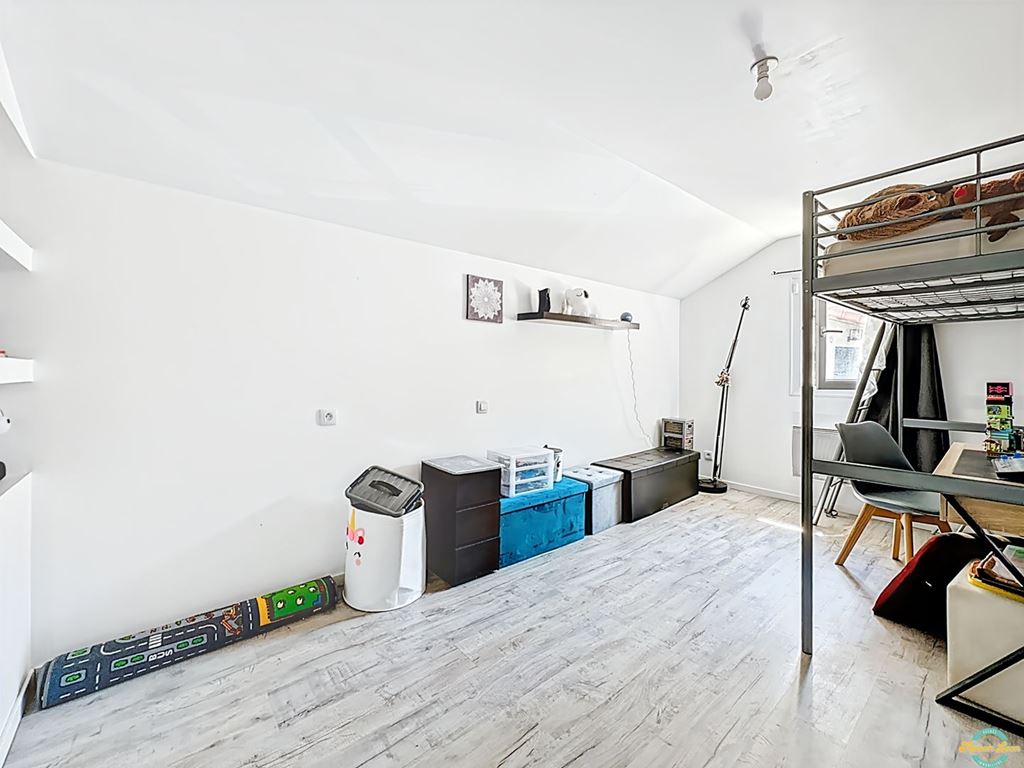 Maison BOURGOIN JALLIEU (38300) Maison LEON