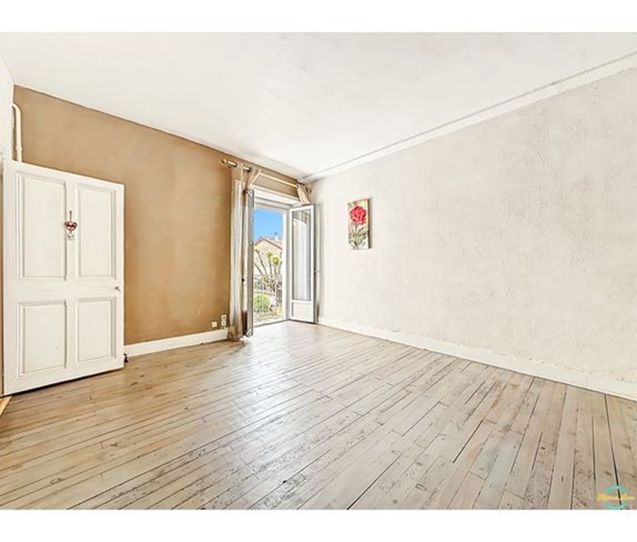 Maison de village VAULX MILIEU (38090) Maison LEON